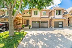 5152 BIRD BOULEVARD  Burlington, ON L7L 7J4