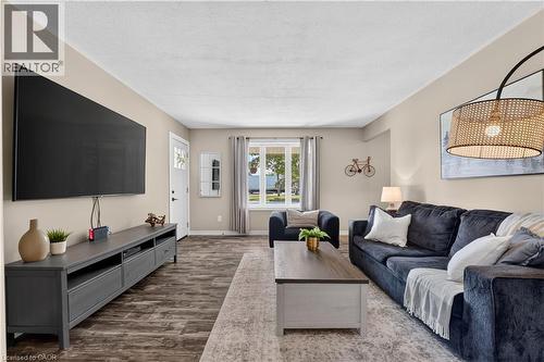 304 Eliza Street, Arthur, ON - Indoor Photo Showing Living Room