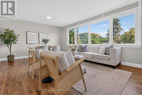 228 Woodroffe Avenue, Ottawa, ON - Indoor Photo Showing Living Room