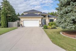 116 HARVEST Drive Steinbach, MB R5G 2C7