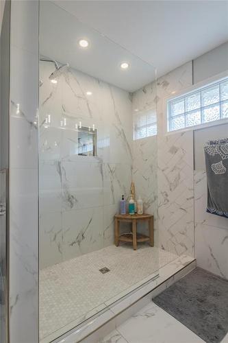 116 Harvest Drive, Steinbach, MB - Indoor Photo Showing Bathroom