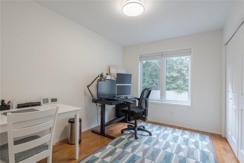 116 Harvest Drive, Steinbach, MB - Indoor Photo Showing Office