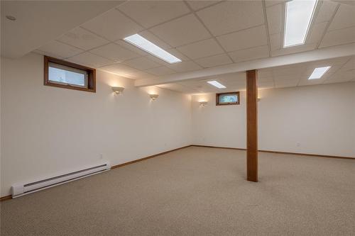 116 Harvest Drive, Steinbach, MB - Indoor Photo Showing Other Room