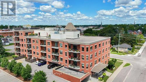 103 - 58 GLENELG STREET W  Kawartha Lakes (Lindsay), ON K9V 0M9