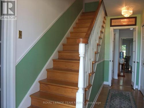 Welcome to 32 Gary Crescent. - 32 Gary Crescent, Arnprior, ON - Indoor Photo Showing Other Room