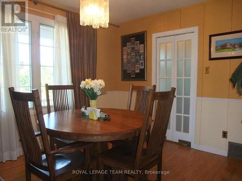 Formal dining room. - 32 Gary Crescent, Arnprior, ON - Indoor Photo Showing Dining Room
