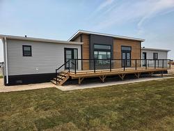 10 Vista Lane  Mitchell, MB R5G 2X5