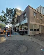 10048 102 St NW  Edmonton, AB T5J 0V6