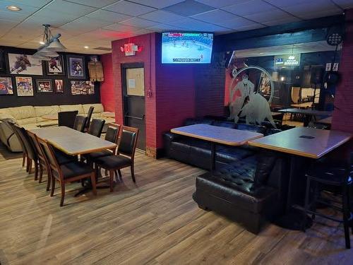 10048 102 St Nw, Edmonton, AB 