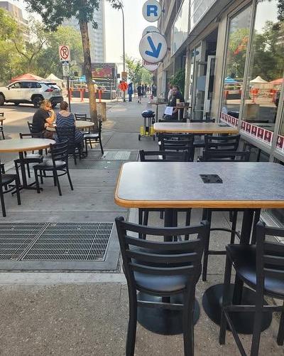 10048 102 St Nw, Edmonton, AB 