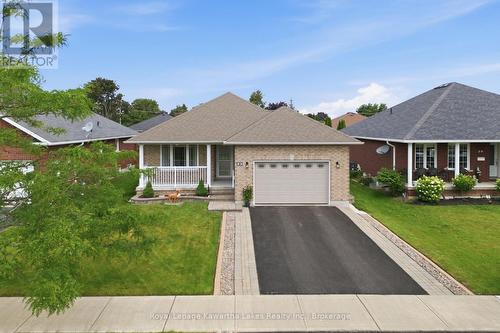 32 GEE CRESCENT  Kawartha Lakes (Lindsay), ON K9V 6G4