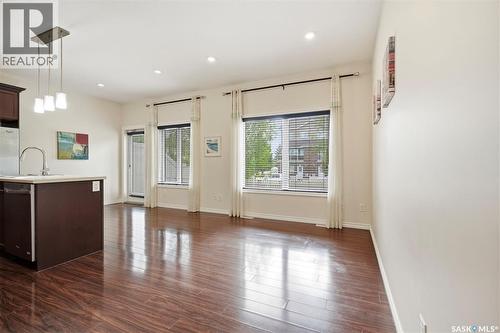 2 115 Veltkamp Crescent, Saskatoon, SK - Indoor