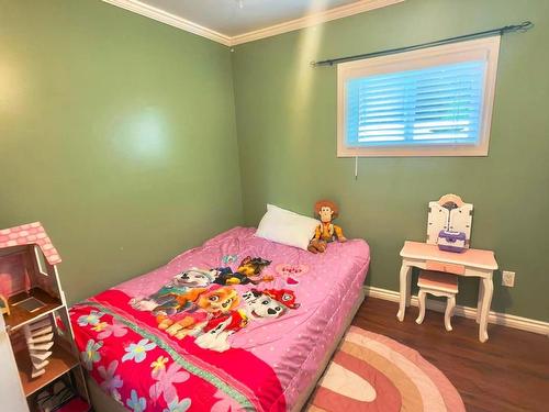 64 Maple Street, Thunder Bay, ON - Indoor Photo Showing Bedroom