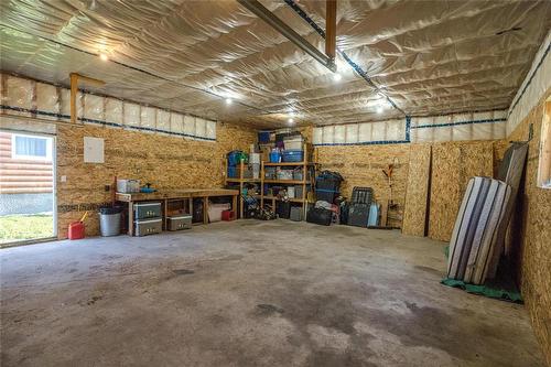 24 Wall Street, Zhoda, MB - Indoor Photo Showing Other Room