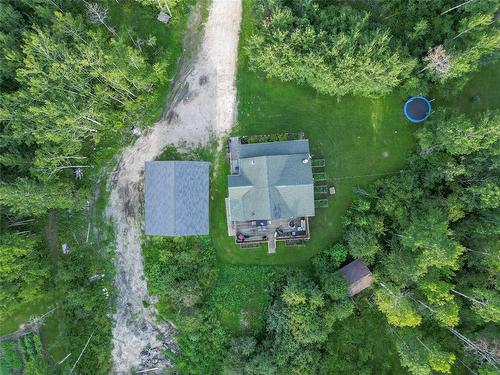 24 Wall Street, Zhoda, MB - Outdoor