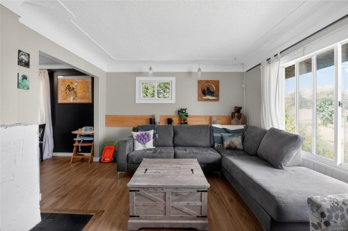 439 Stirling Ave, Nanaimo, BC 