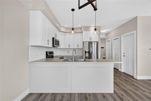 1985 Atherly Close, Sooke, BC - Indoor Photo Showing Kitchen With Upgraded Kitchen