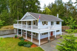4041 Cambrai Rd Duncan, BC V9L 1N9