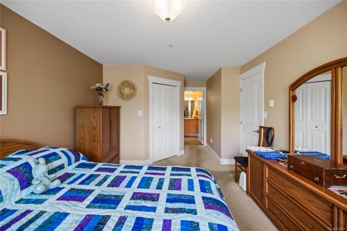 #308-1620 Townsite Rd, Nanaimo, BC - Indoor Photo Showing Bedroom