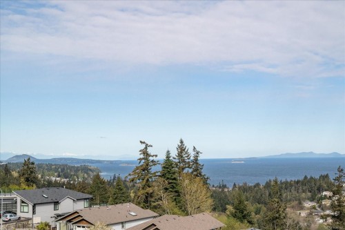 4684 Ambience Dr, Nanaimo, BC 
