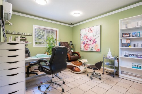 3315 Hammond Bay Rd, Nanaimo, BC - Indoor Photo Showing Office