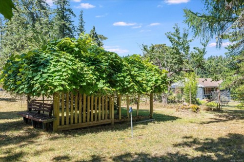 3315 Hammond Bay Rd, Nanaimo, BC - Outdoor
