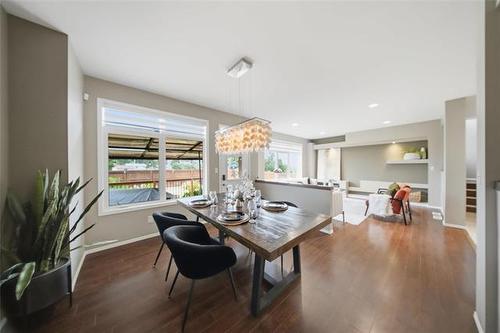 71 Charlottetown Rd, Winnipeg, MB - Indoor Photo Showing Dining Room