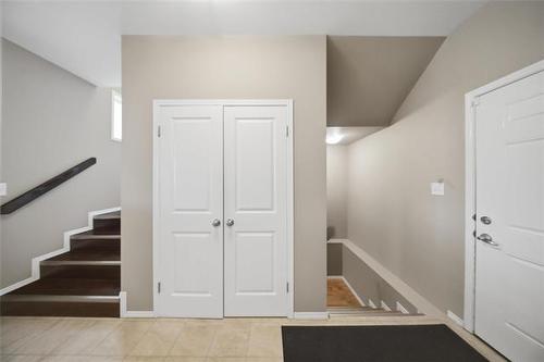 71 Charlottetown Rd, Winnipeg, MB - Indoor Photo Showing Other Room