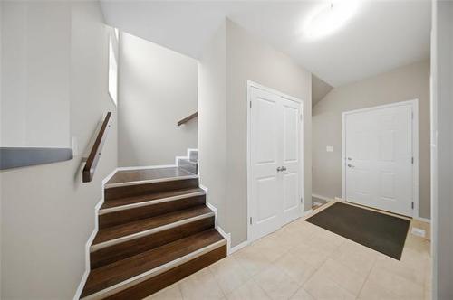 71 Charlottetown Rd, Winnipeg, MB - Indoor Photo Showing Other Room