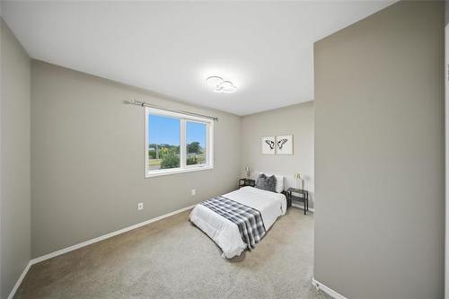 71 Charlottetown Rd, Winnipeg, MB - Indoor Photo Showing Bedroom