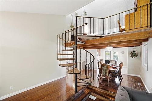 247 Augusta Dr, Winnipeg, MB - Indoor Photo Showing Other Room