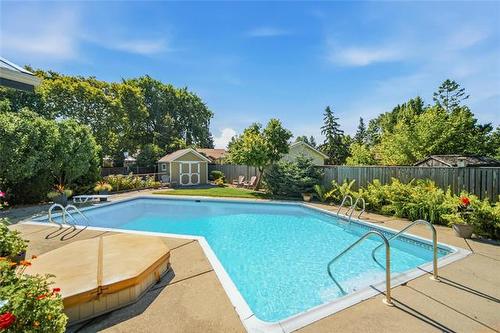 247 Augusta Dr, Winnipeg, MB - Outdoor With In Ground Pool With Backyard