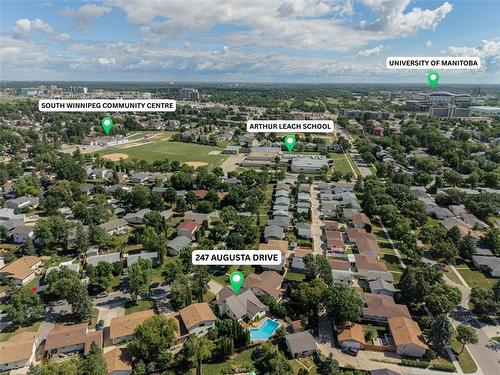 247 Augusta Dr, Winnipeg, MB - Outdoor With View