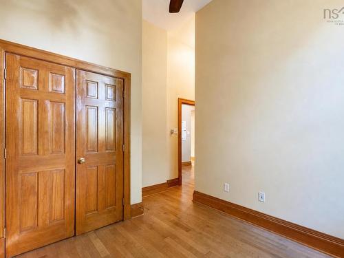 101 5355 Russell, Halifax Peninsula, NS - Indoor Photo Showing Other Room