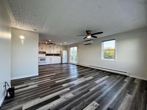 205 Veterans Memorial Dr., Arichat, NS - Indoor Photo Showing Other Room