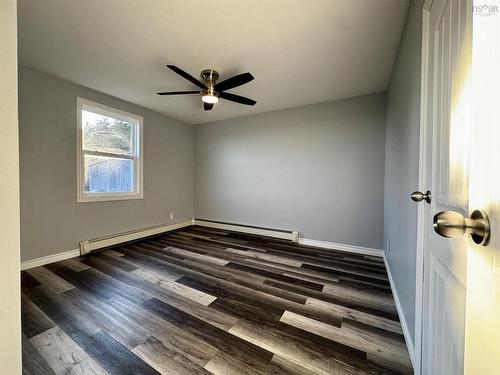 205 Veterans Memorial Dr., Arichat, NS - Indoor Photo Showing Other Room