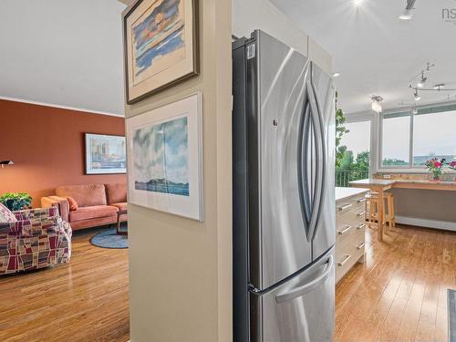 502 990 Mclean Street, Halifax, NS - Indoor