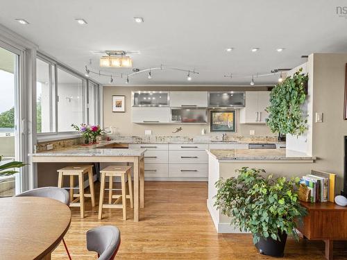 502 990 Mclean Street, Halifax, NS - Indoor