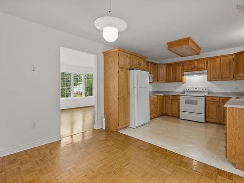 34 Kenora Drive, Cole Harbour, NS - Indoor Photo Showing Kitchen