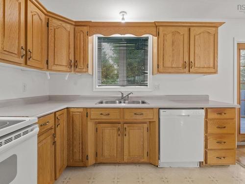 34 Kenora Drive, Cole Harbour, NS - Indoor Photo Showing Kitchen With Double Sink