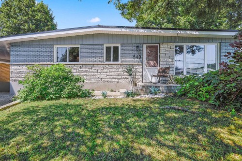 849 11e Rue  Saint-Jérôme, QC J7Z 3A9