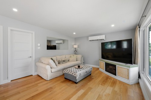 Salon - 849 11E Rue, Saint-Jérôme, QC - Indoor Photo Showing Living Room
