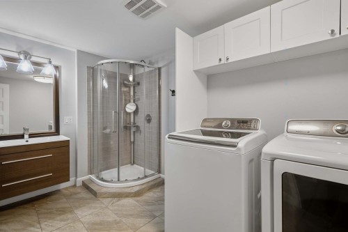 Salle de bains - 849 11E Rue, Saint-Jérôme, QC - Indoor Photo Showing Other Room