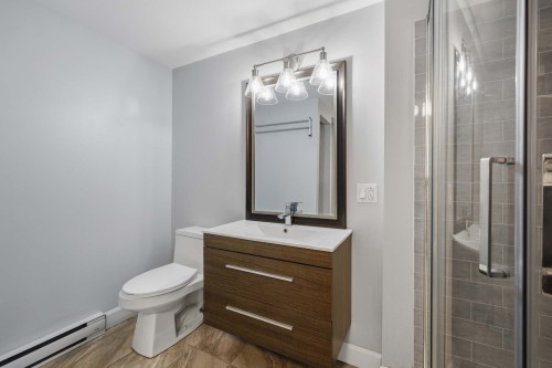 Salle de bains - 849 11E Rue, Saint-Jérôme, QC - Indoor Photo Showing Bathroom