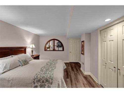 27 Cramar Crescent, Chatham, ON - Indoor Photo Showing Bedroom