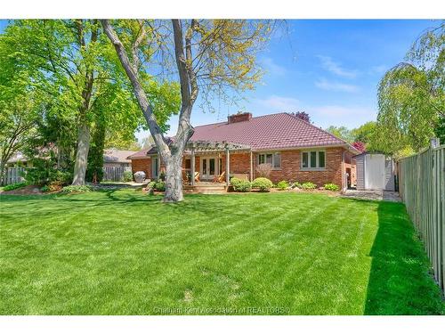 27 Cramar Crescent, Chatham, ON - Outdoor