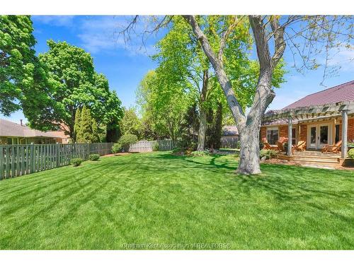 27 Cramar Crescent, Chatham, ON - Outdoor With Deck Patio Veranda