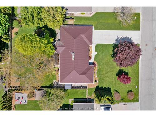 27 Cramar Crescent, Chatham, ON - Outdoor