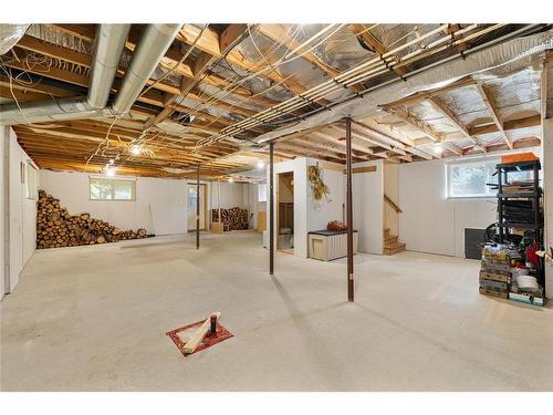 528 St. Thomas Line, Paradise, NL - Indoor Photo Showing Basement