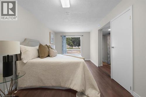 421 Bairstow Crescent, Waterloo, ON - Indoor Photo Showing Bedroom